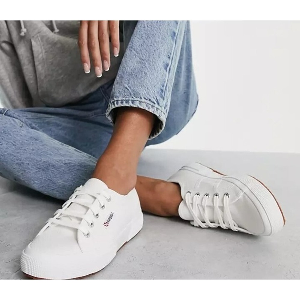 Superga Cotu Classic Women's Sneakers - White Size 38